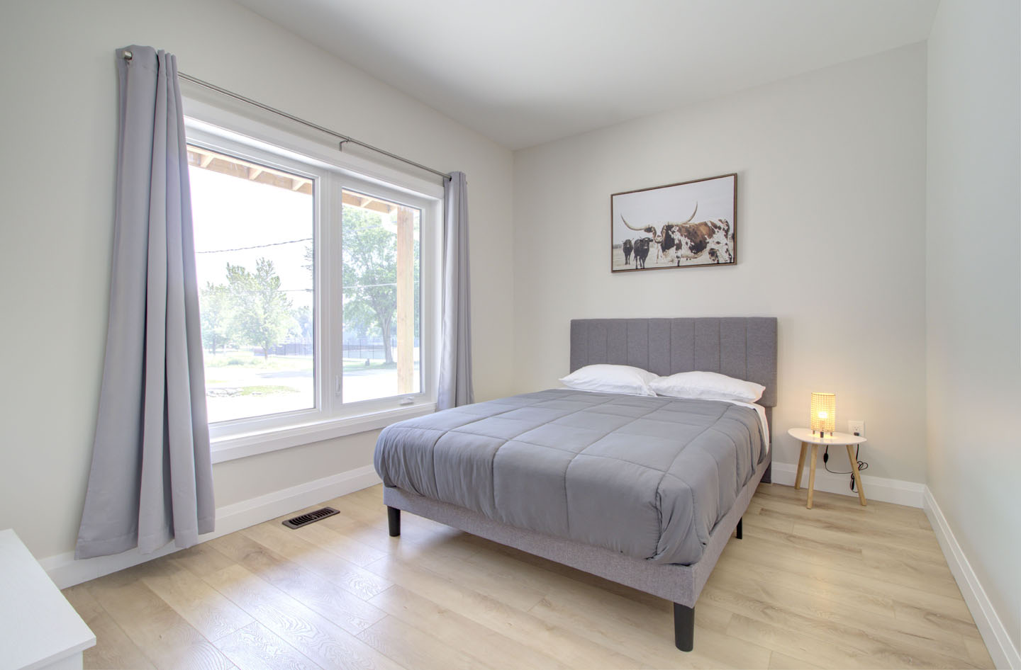 A cloudy Mountain Image