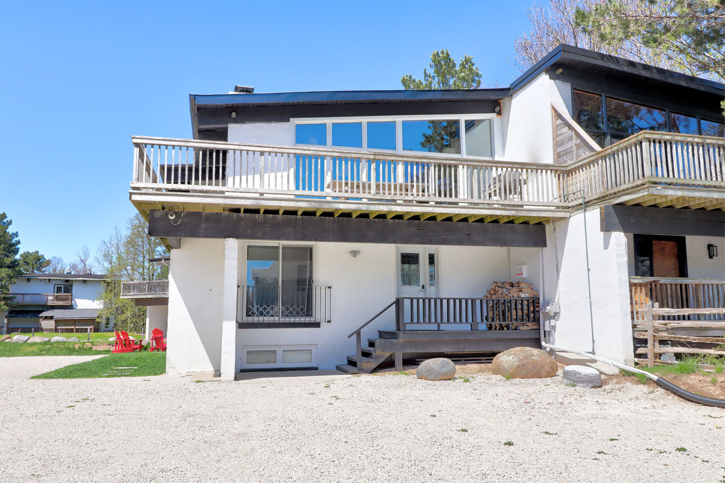 Blue Mountain Chalet Hero